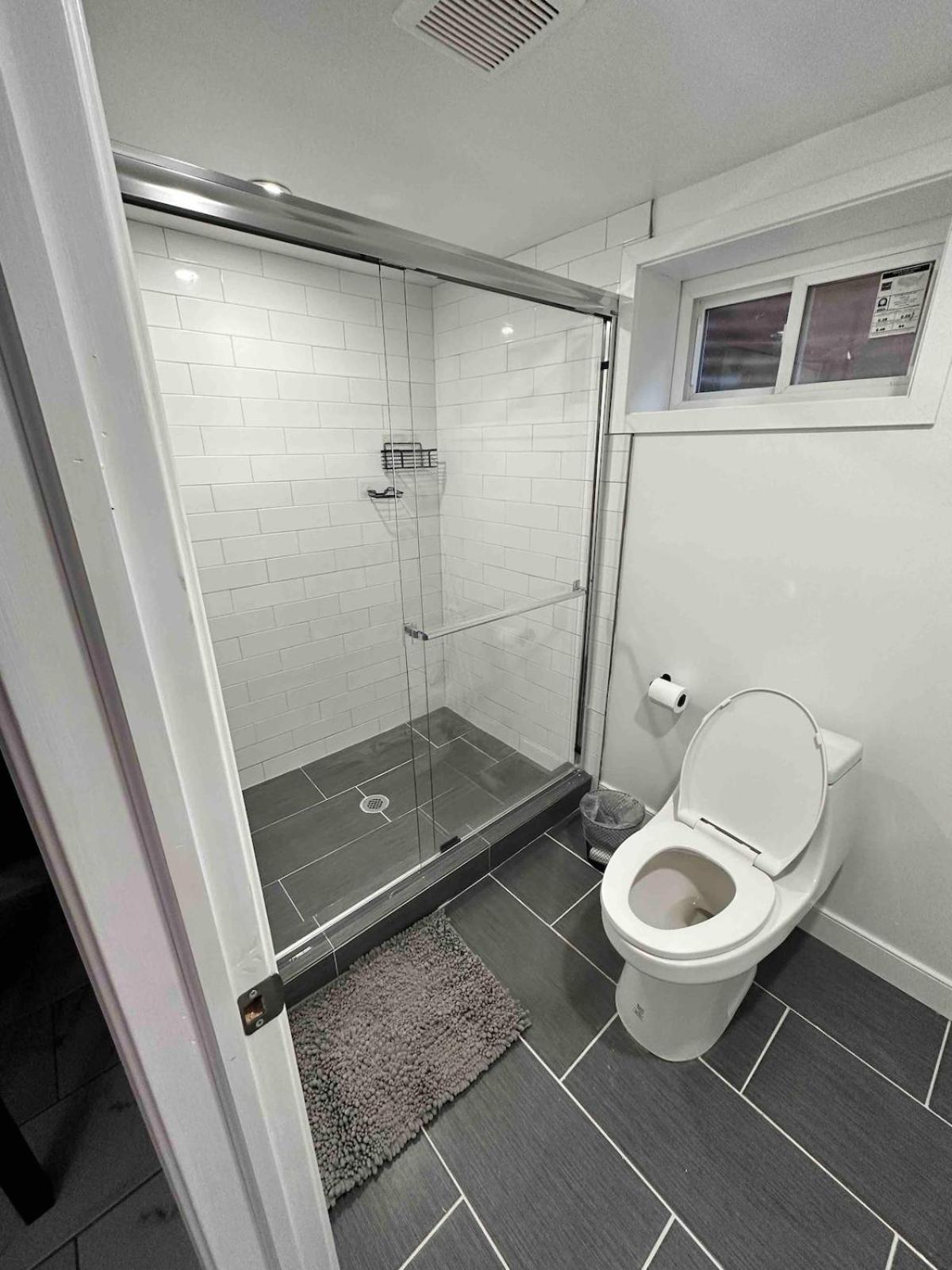 Lovely Basement 1-Bedroom With Free Parking Washington Exteriér fotografie